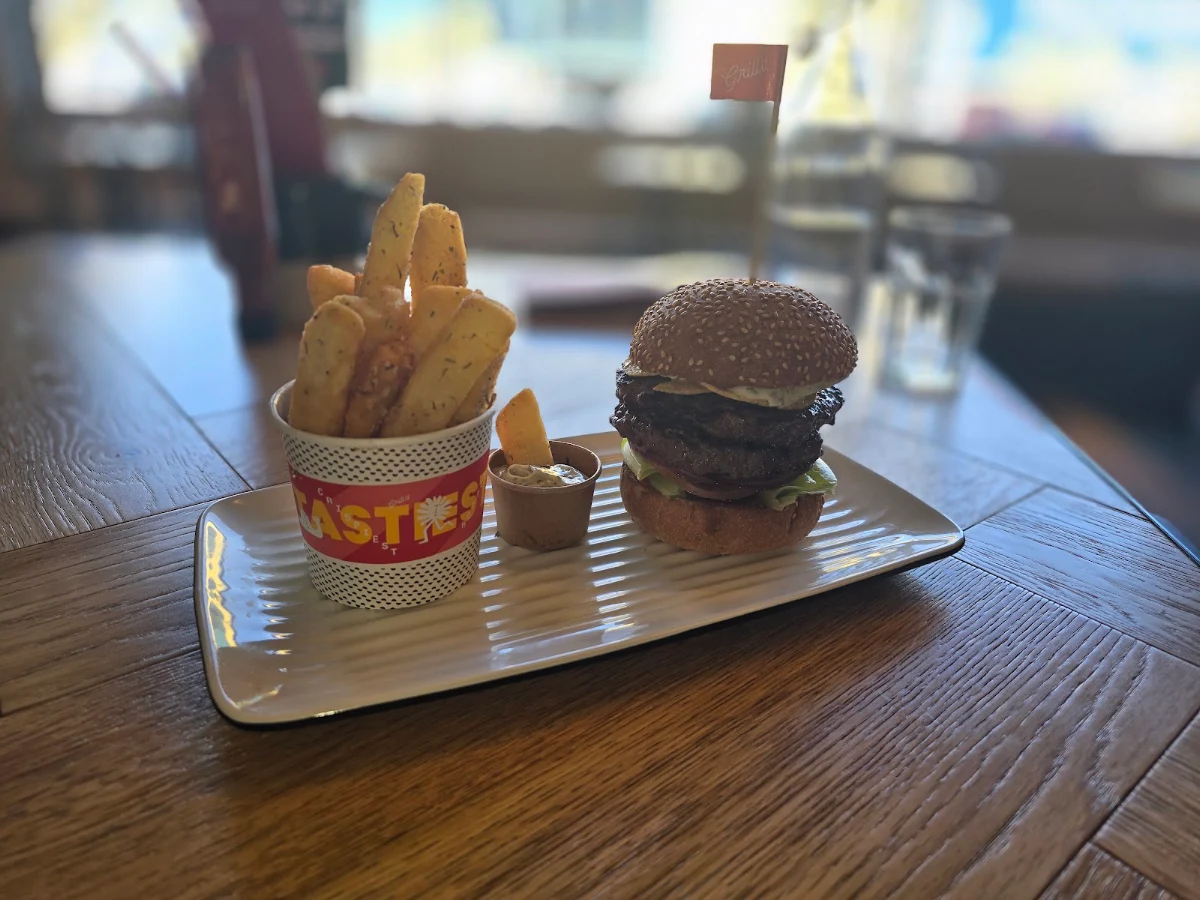 Simply Grilled Extra Beef Pickles Cornchips