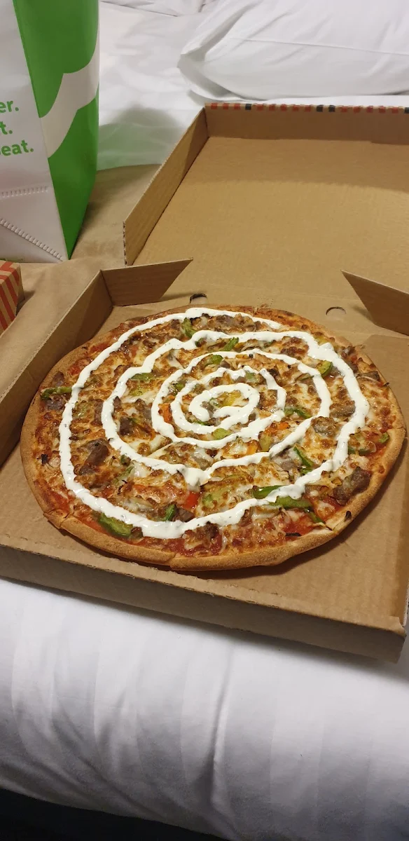 Highlights, Charlie's Pizzeria