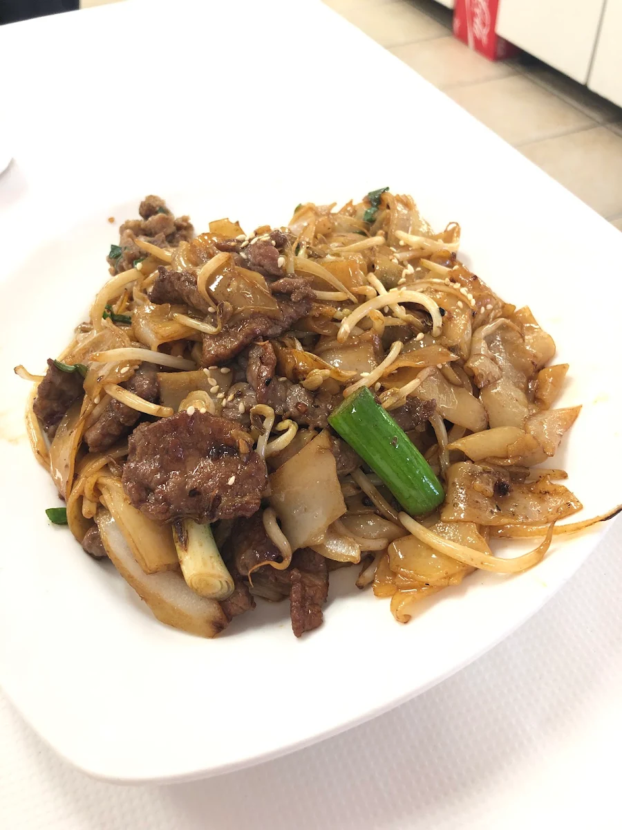 Dry Style Beef Ho Fun