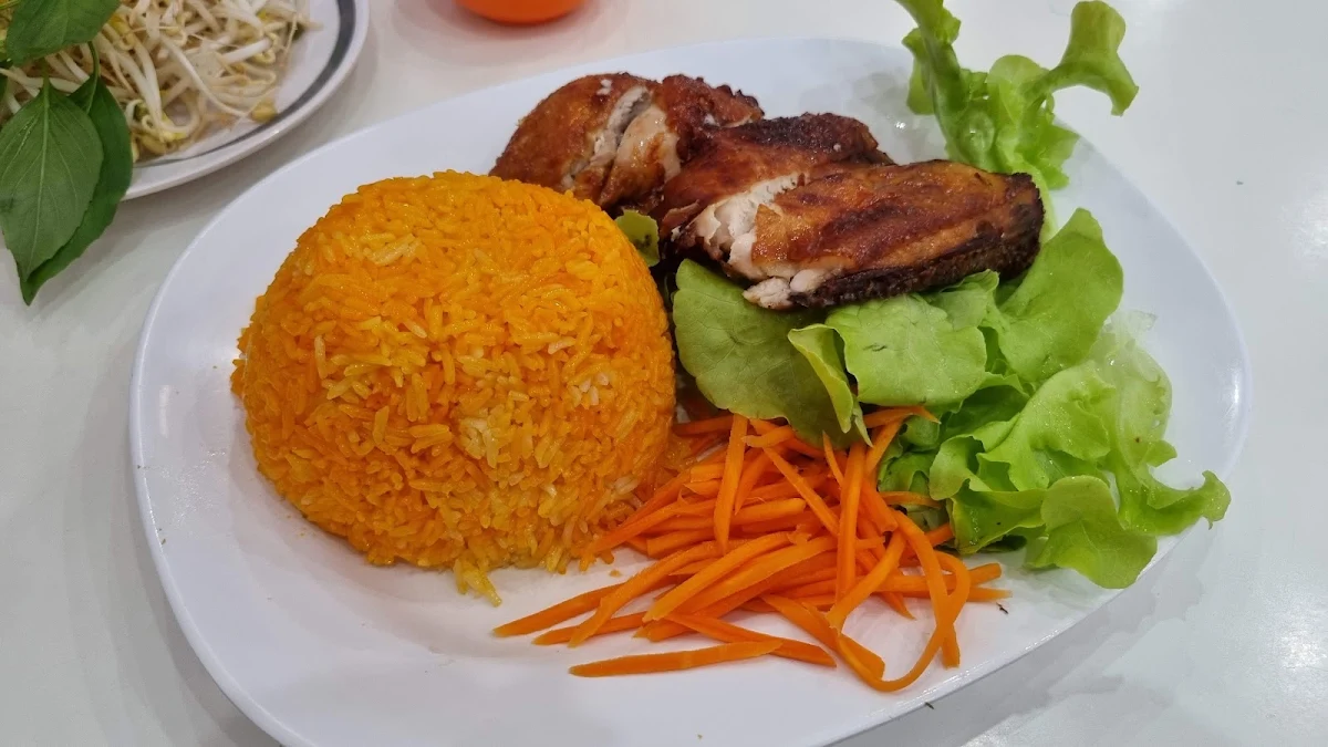 Tomato Rice with Fried Chicken