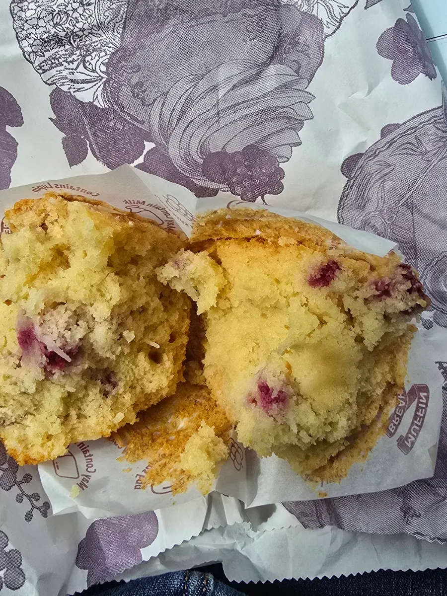 Highlights, Muffin Break Adelaide Airport