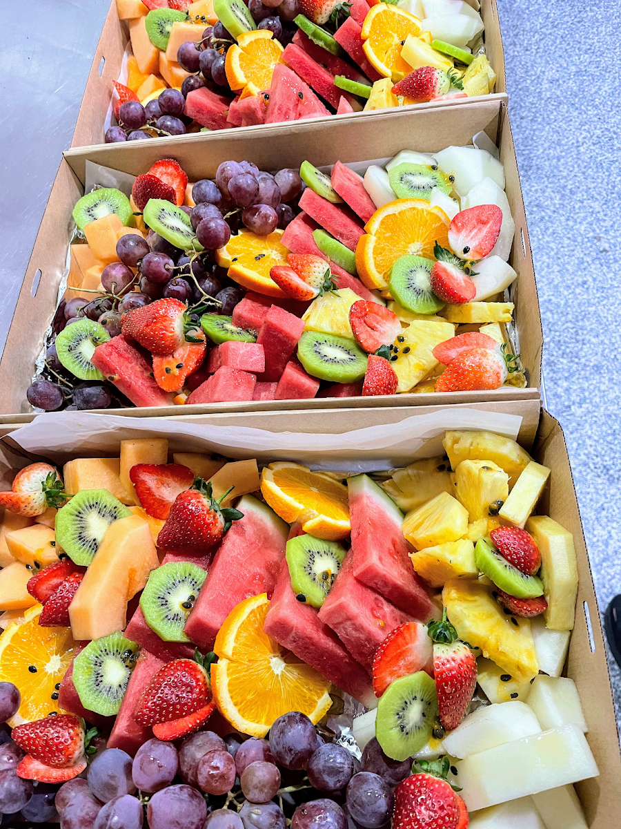 Seasonal Fruit Platter