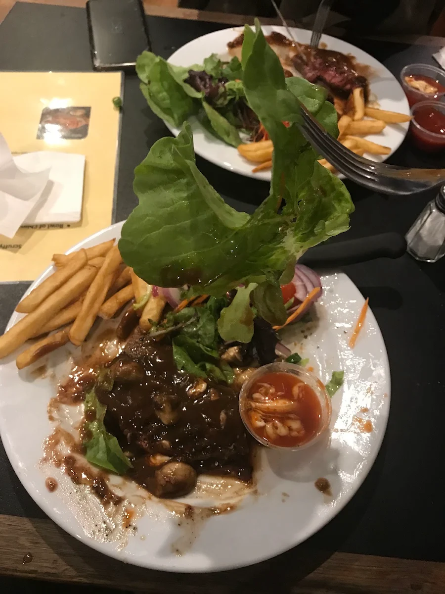 Sirloin, Scruffy Murphys Irish Bar