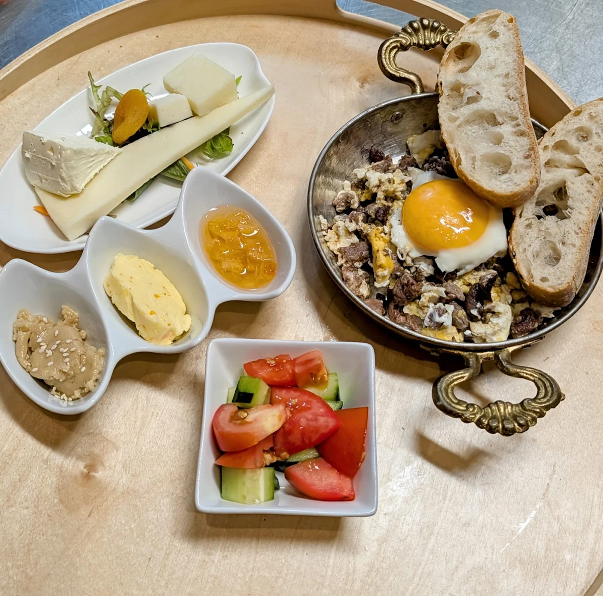 Highlights, Cafe Lemon8