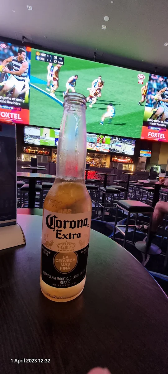 Highlights, Crown Sports Bar