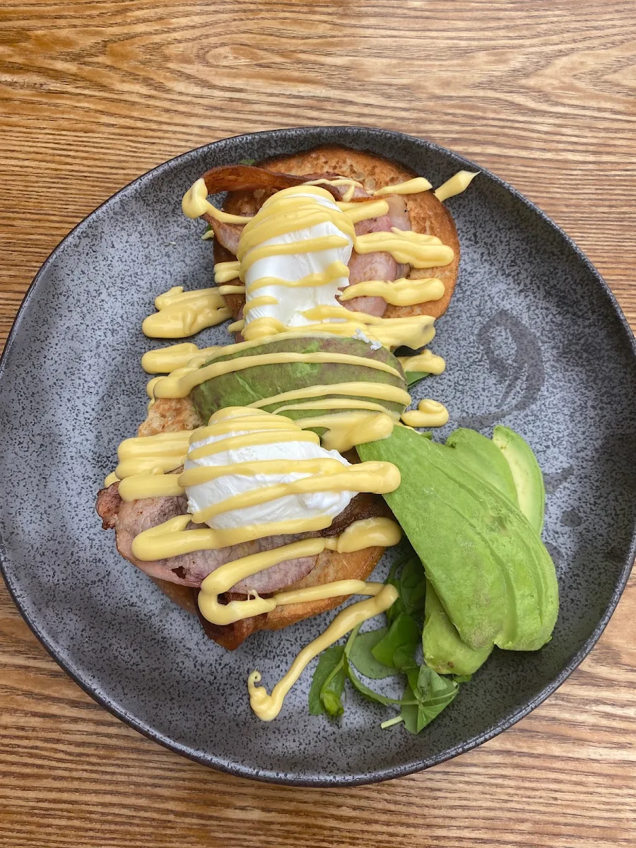 Extra Avocado, Peckish Cafe Cheltenham
