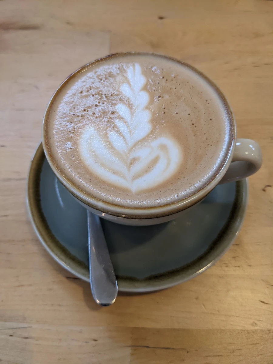 Flat White, Peckish Cafe Cheltenham