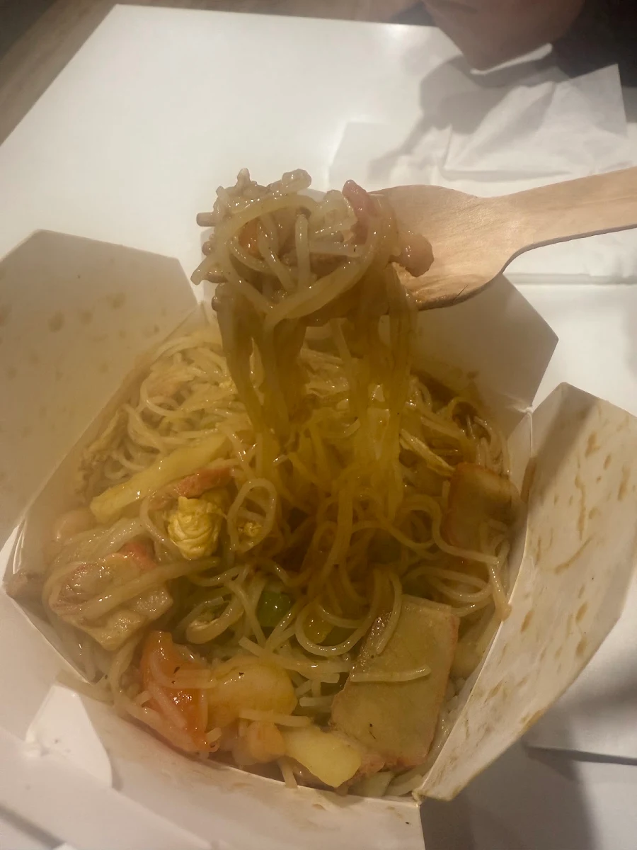 Highlights, Sushi & Noodle Canteen