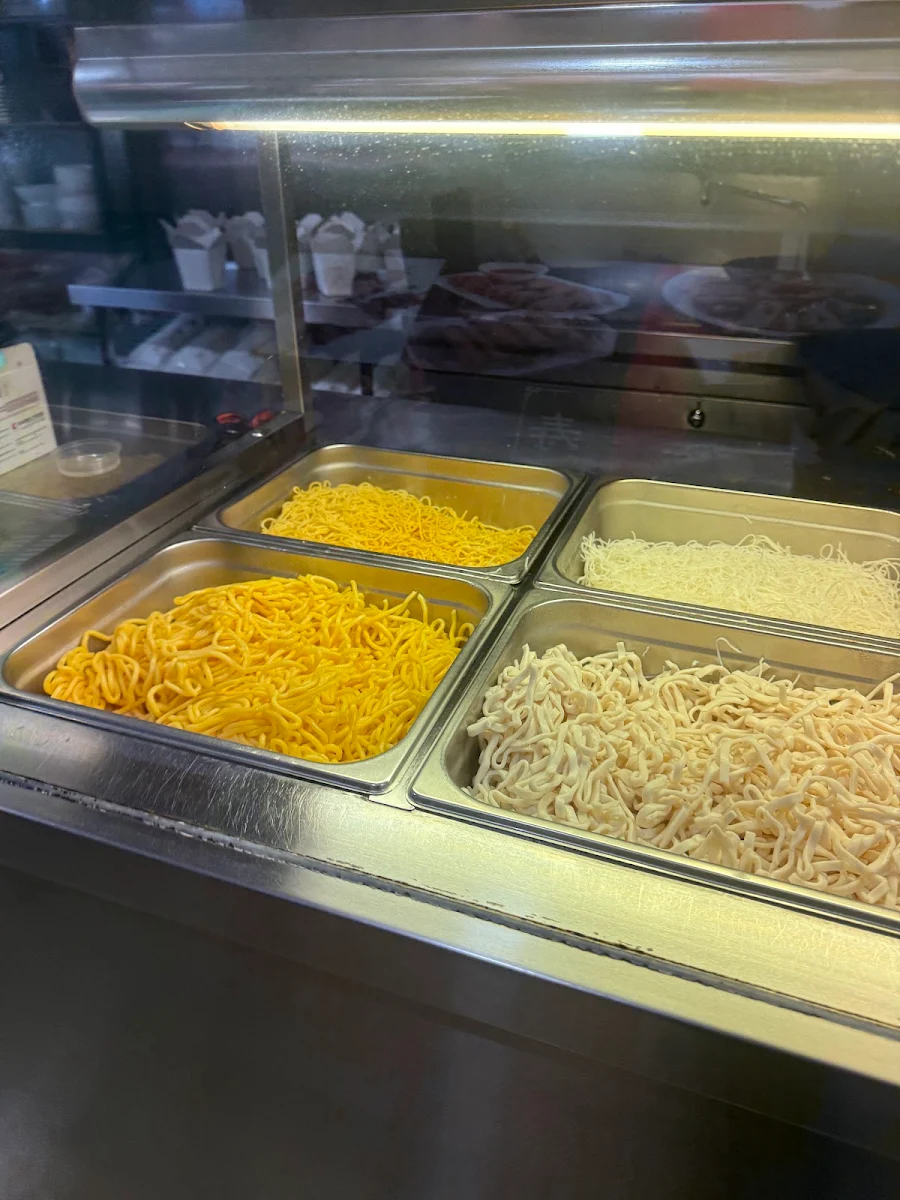 Highlights, Sushi & Noodle Canteen