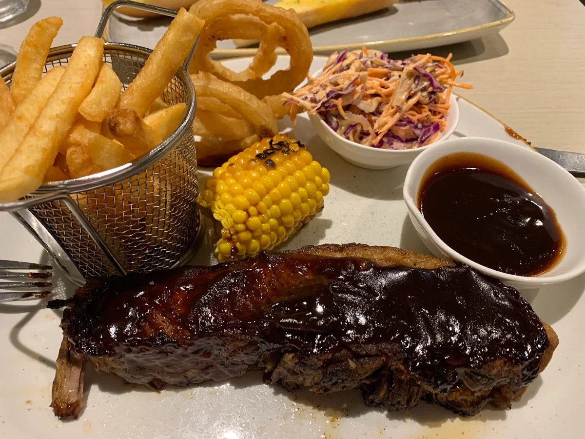 Highlights, Indulge Dining