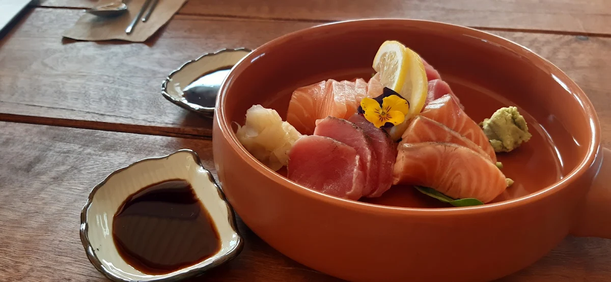 Sashimi Mix, Asian StrEAT Sawtell