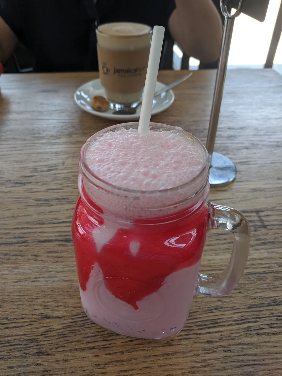 Strawberry Milkshake, Jamaica Blue Liverpool Hospital