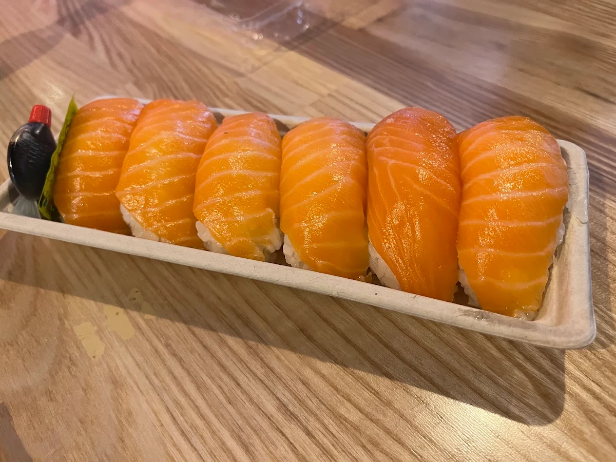 Salmon Nigiri, Bento Glenorchy