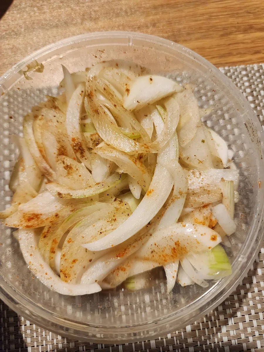 Onion Salad, Dawat "The Invitation" Indian Cuisine