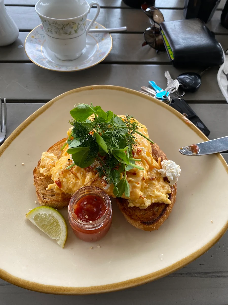 Chilli Scrambled Eggs