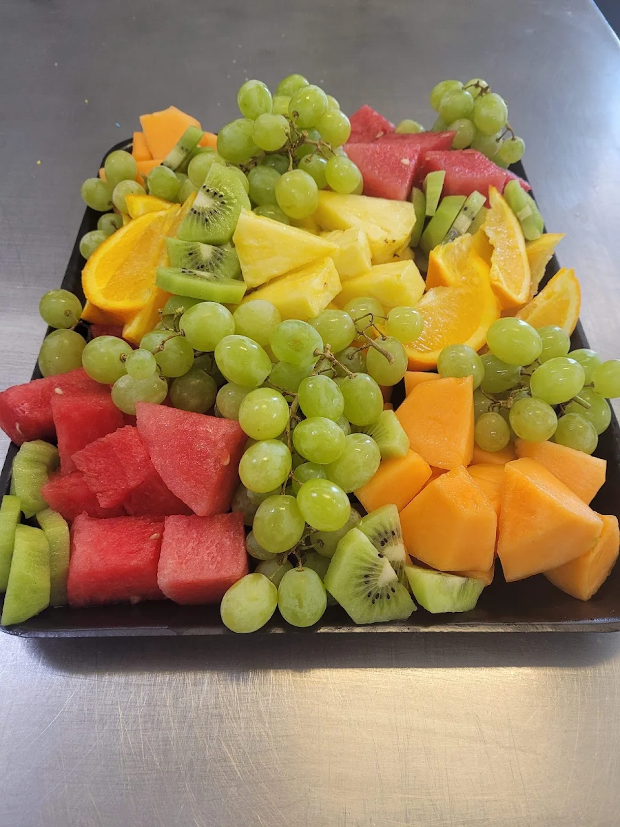 Medium Fruit Platter, Tradewinds Bakery