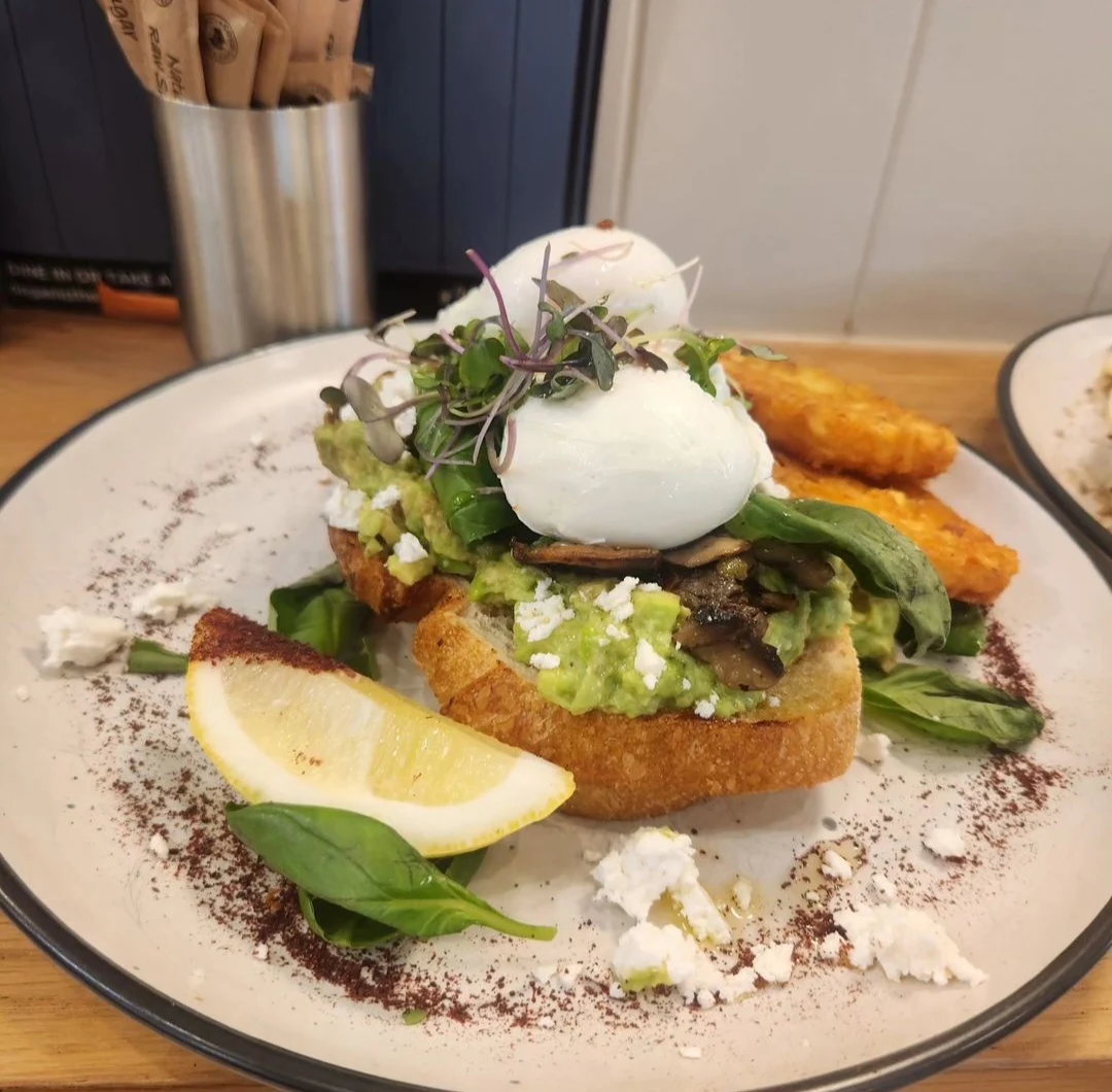 Smashed Avocado, Degani St Helena