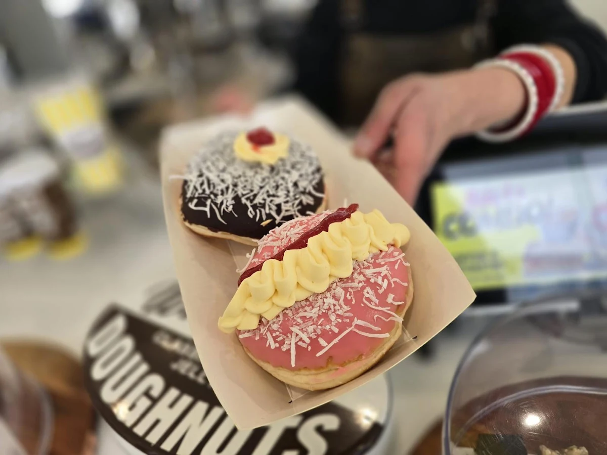 Highlights, Walker's Doughnuts Factory Fresh Coolaroo