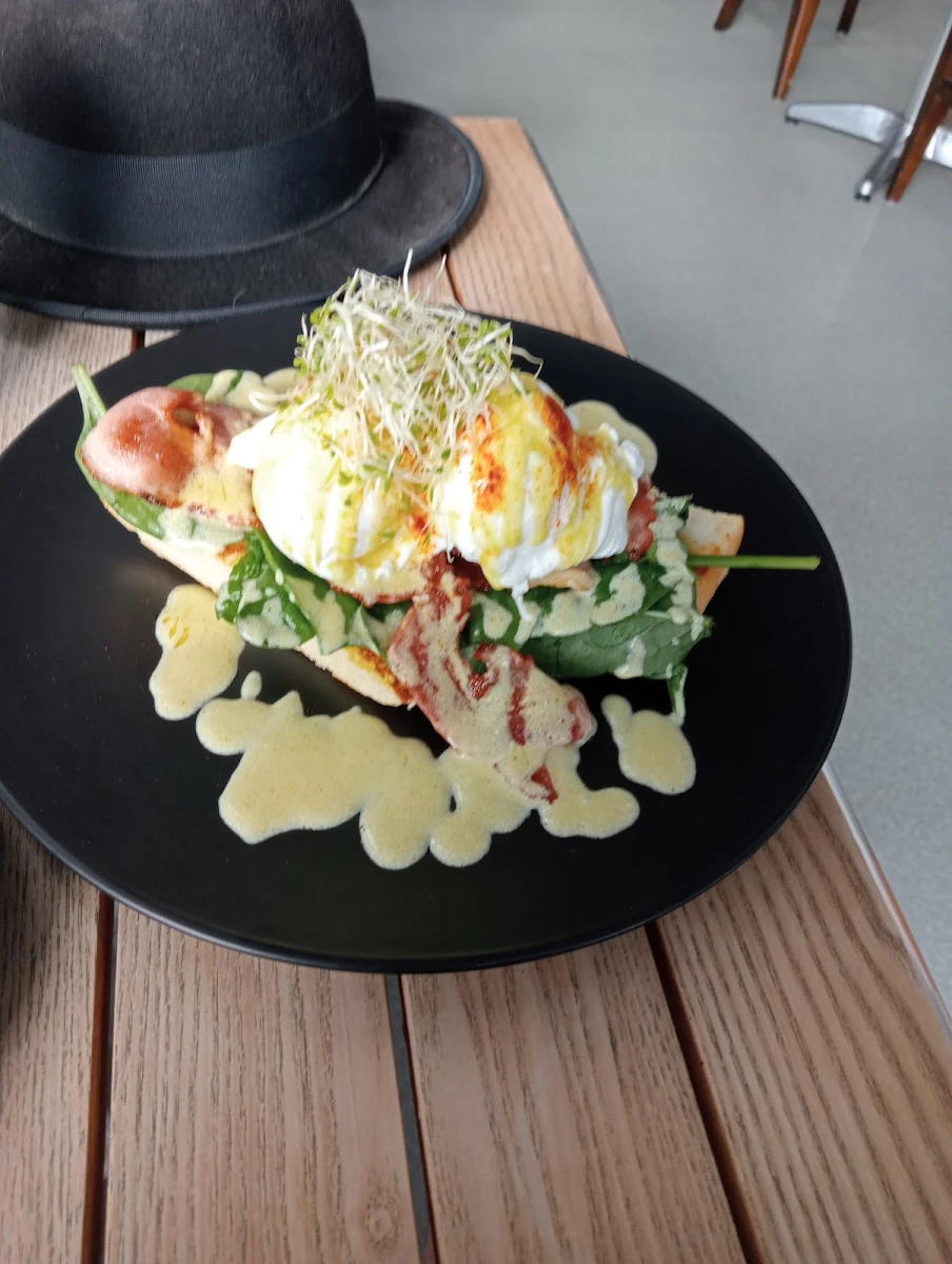 Eggs Benedict GFO