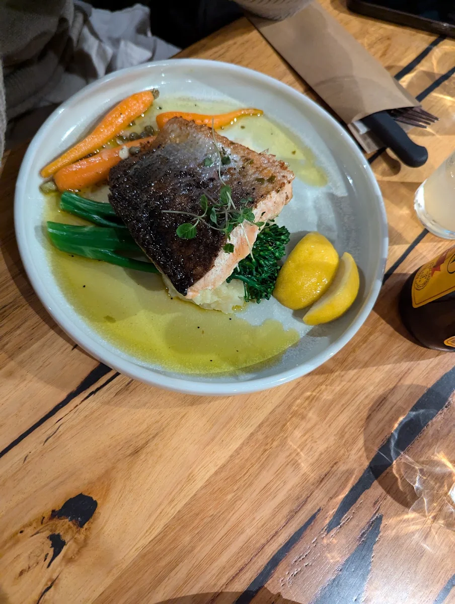 Highlights, Clancy's Brasserie