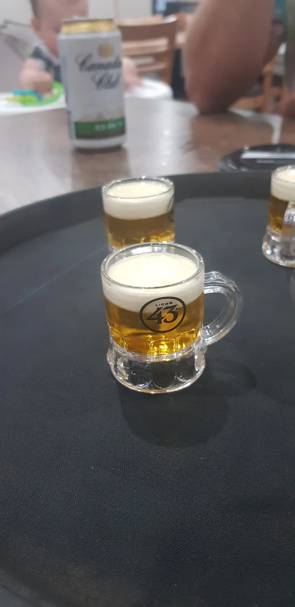 Mini Beer, The Cooee Hotel