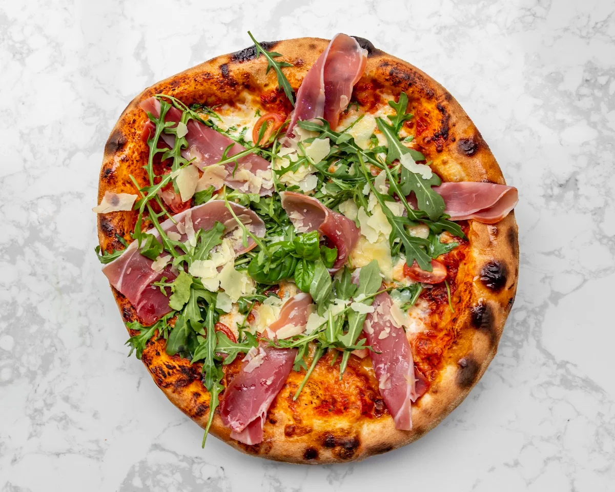 Highlights, Europa Pizza