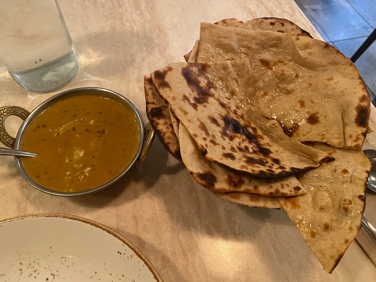 Daal Makhani with Roti