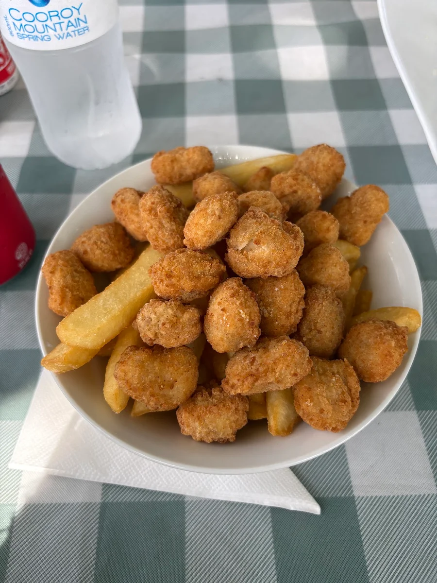 Highlights, Salty Seas Cafe
