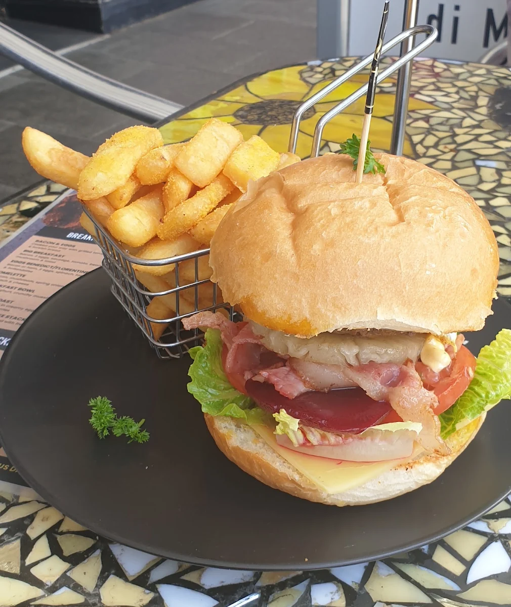 Jumbo Burger, The Haven - Cafe & Takeaway