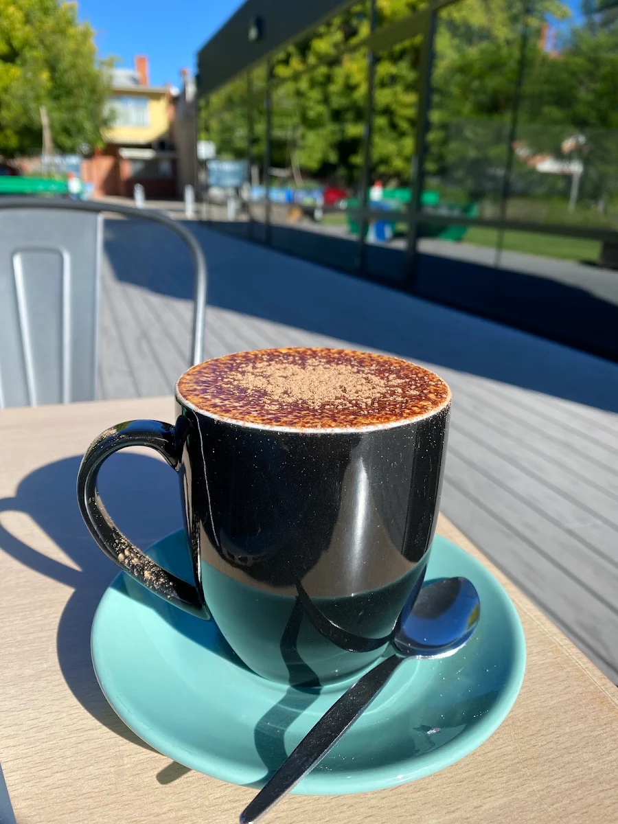 Highlights, Retro Lane Cafe