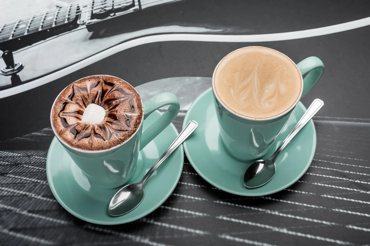Highlights, Retro Lane Cafe