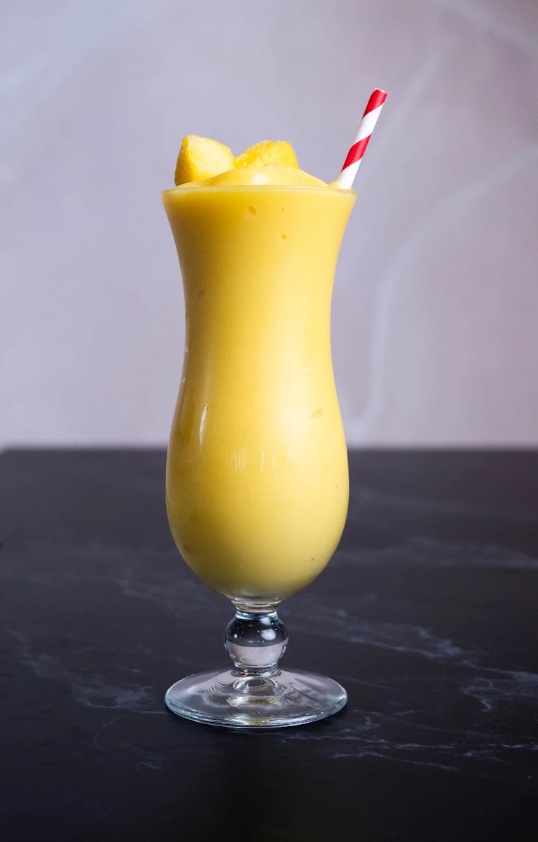 Mango Smoothie, Vivana Cafe