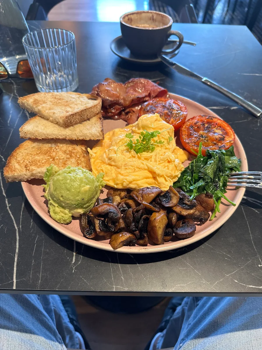 Big Breakfast