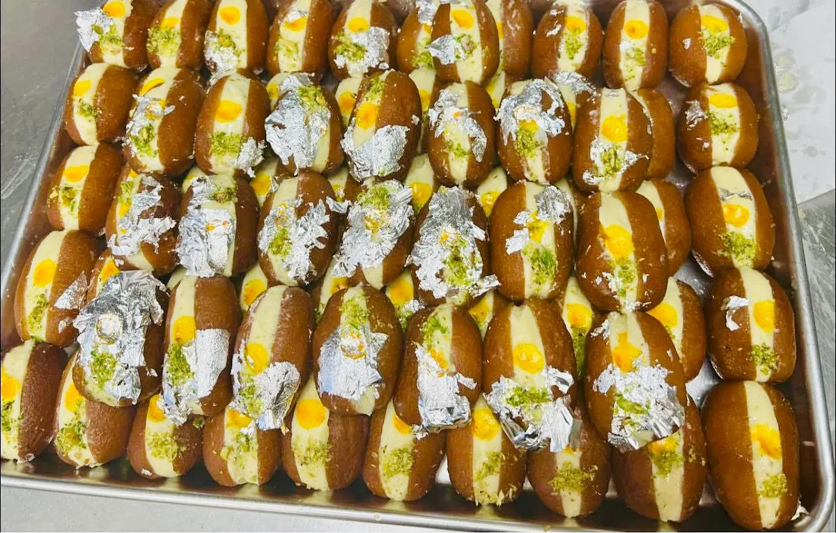 Highlights, Bikaner Sweets & Indian Restaurant