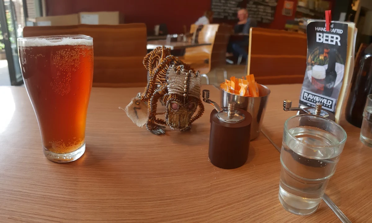 Beer, RAW & WILD Market & Cafe