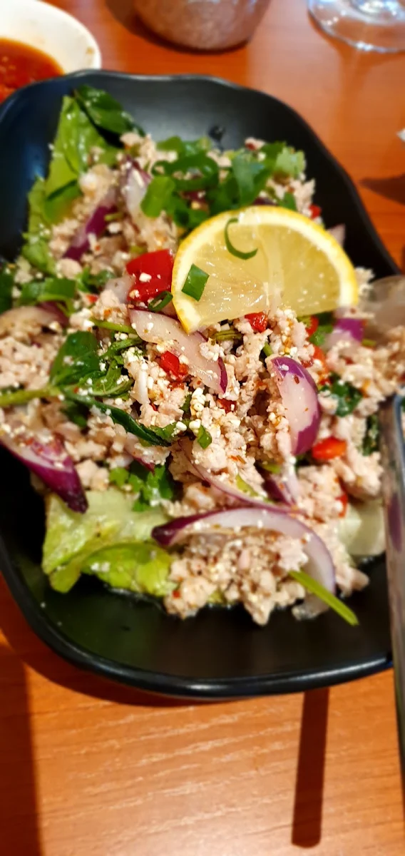 Larb Gai