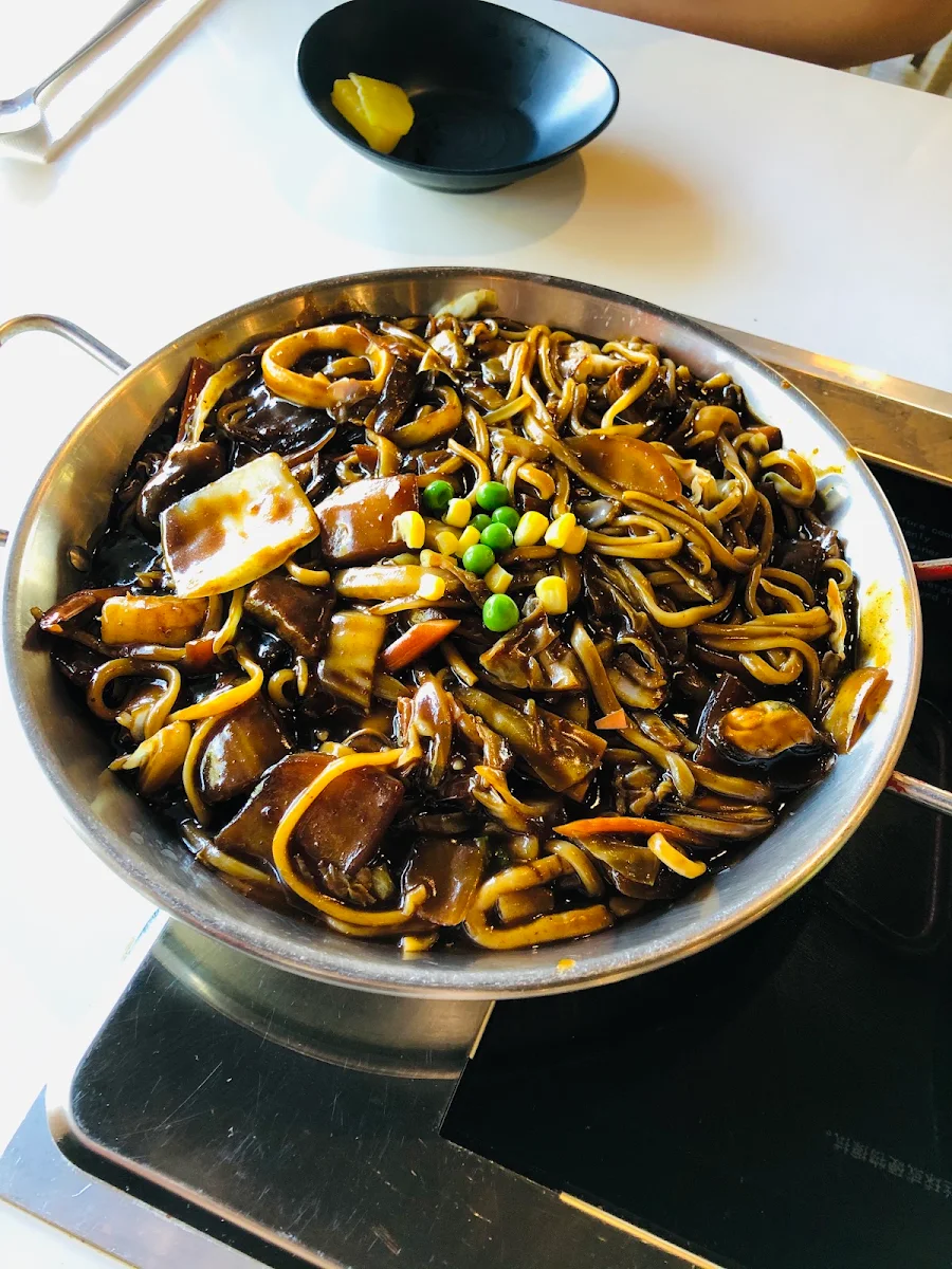 Black Bean Noodle