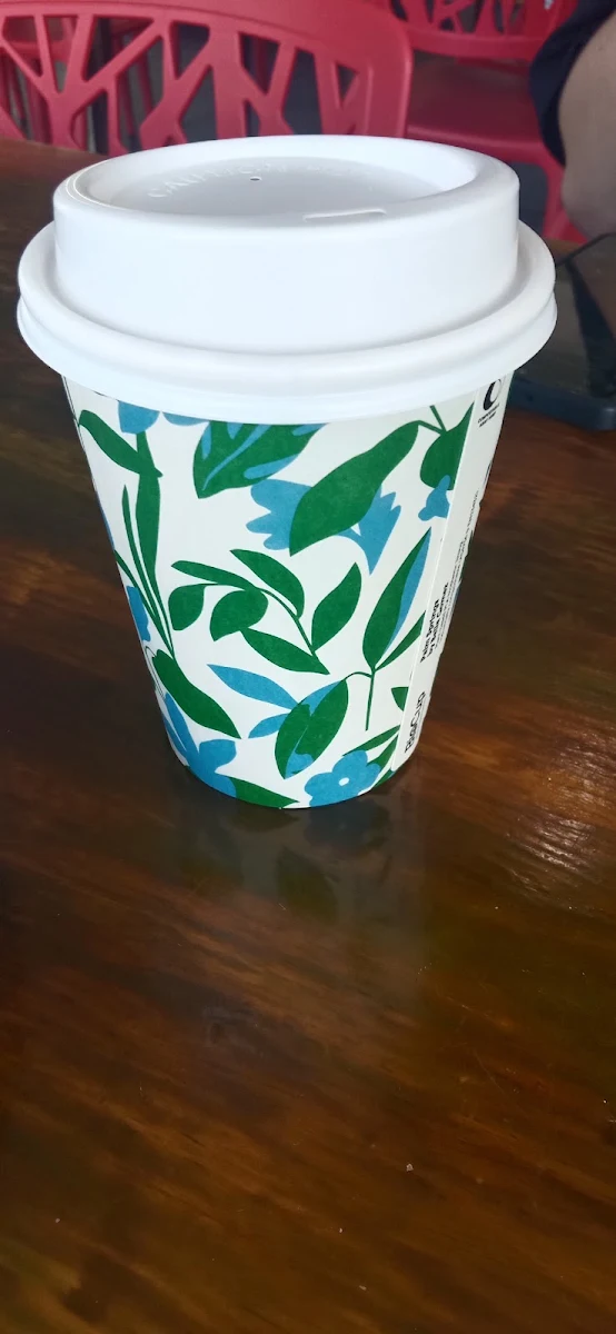 Flat White Medium, The Baker's Den Bakery Cafe