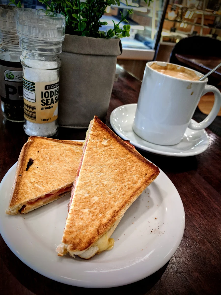 Highlights, Homeground Cafe/Boutique Bakery