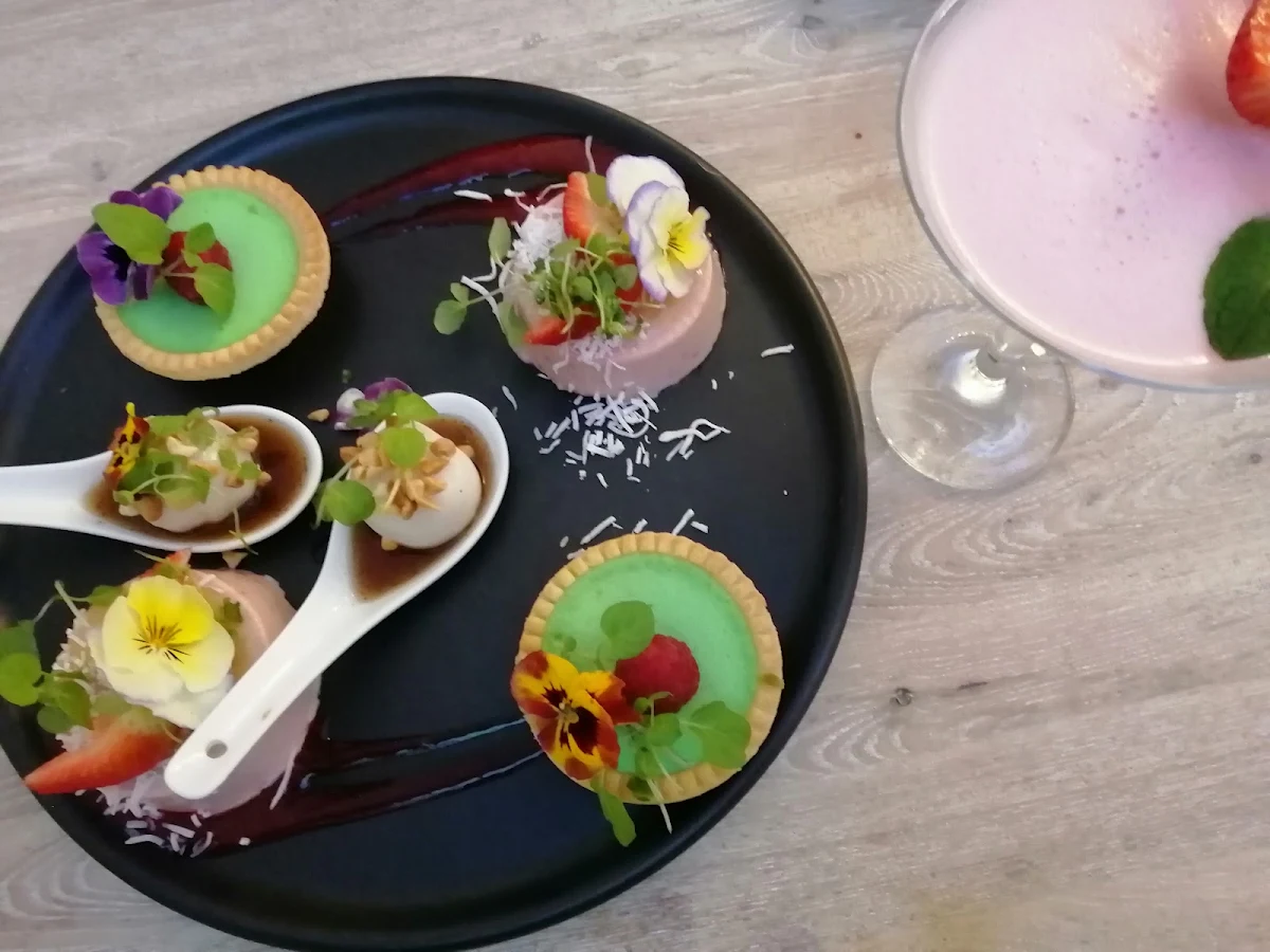 Dessert Platter, frankie. Bar & Eatery