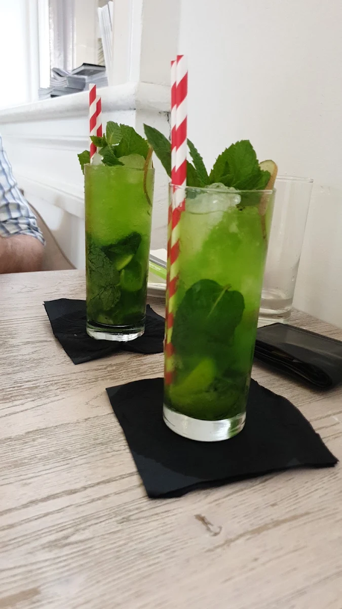 Kiwi Mojito, frankie. Bar & Eatery