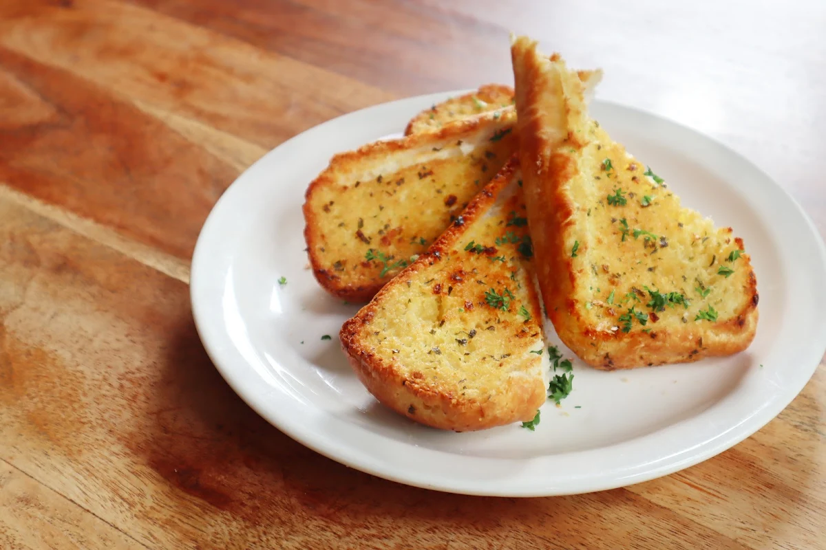Garlic Bread, Albion Hotel