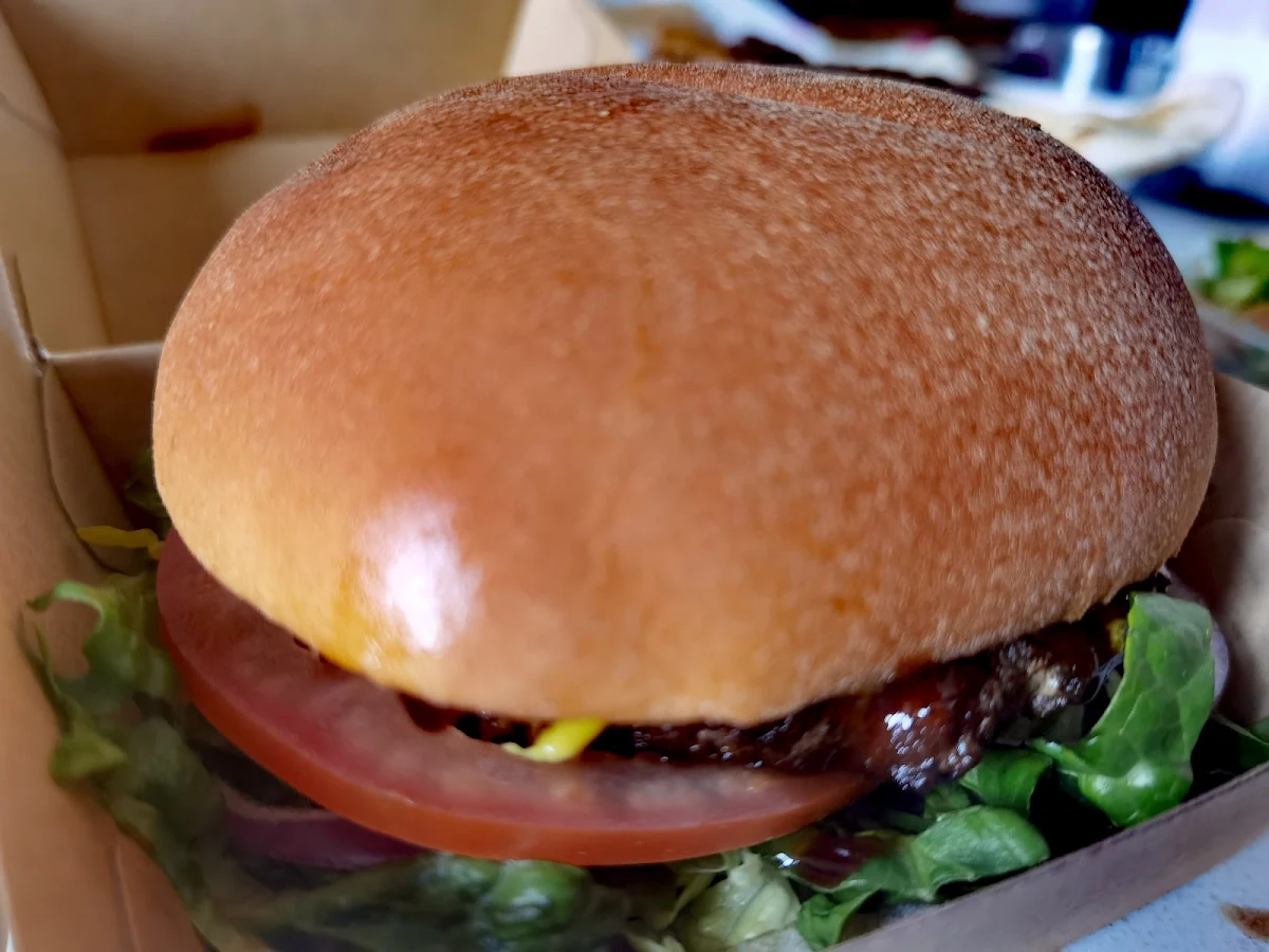 Camel Burger