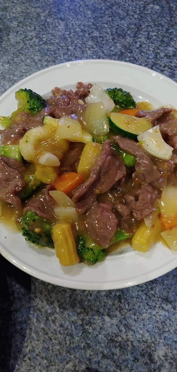 Beef & Vegetables with Oyster Sauce