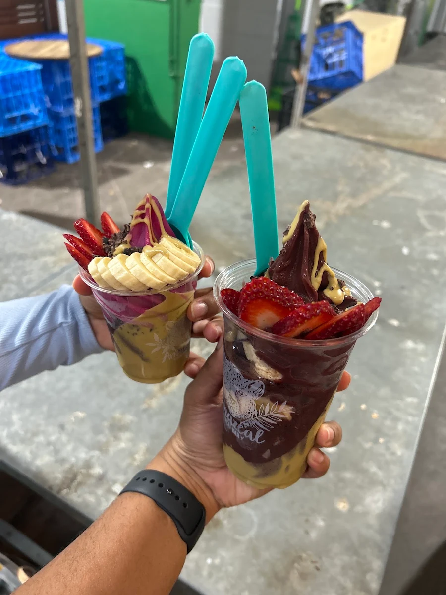 Highlights, Amazeal Acai Bar