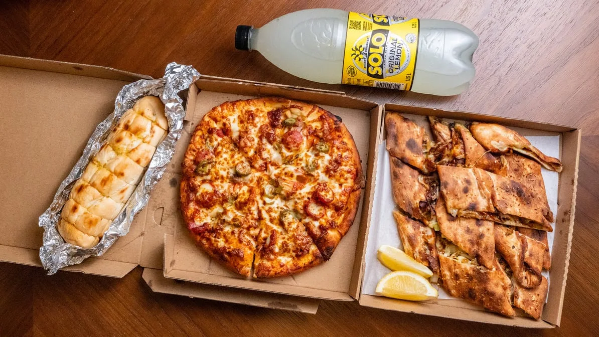 Highlights, OZ Pizza & Kebabs Ermington