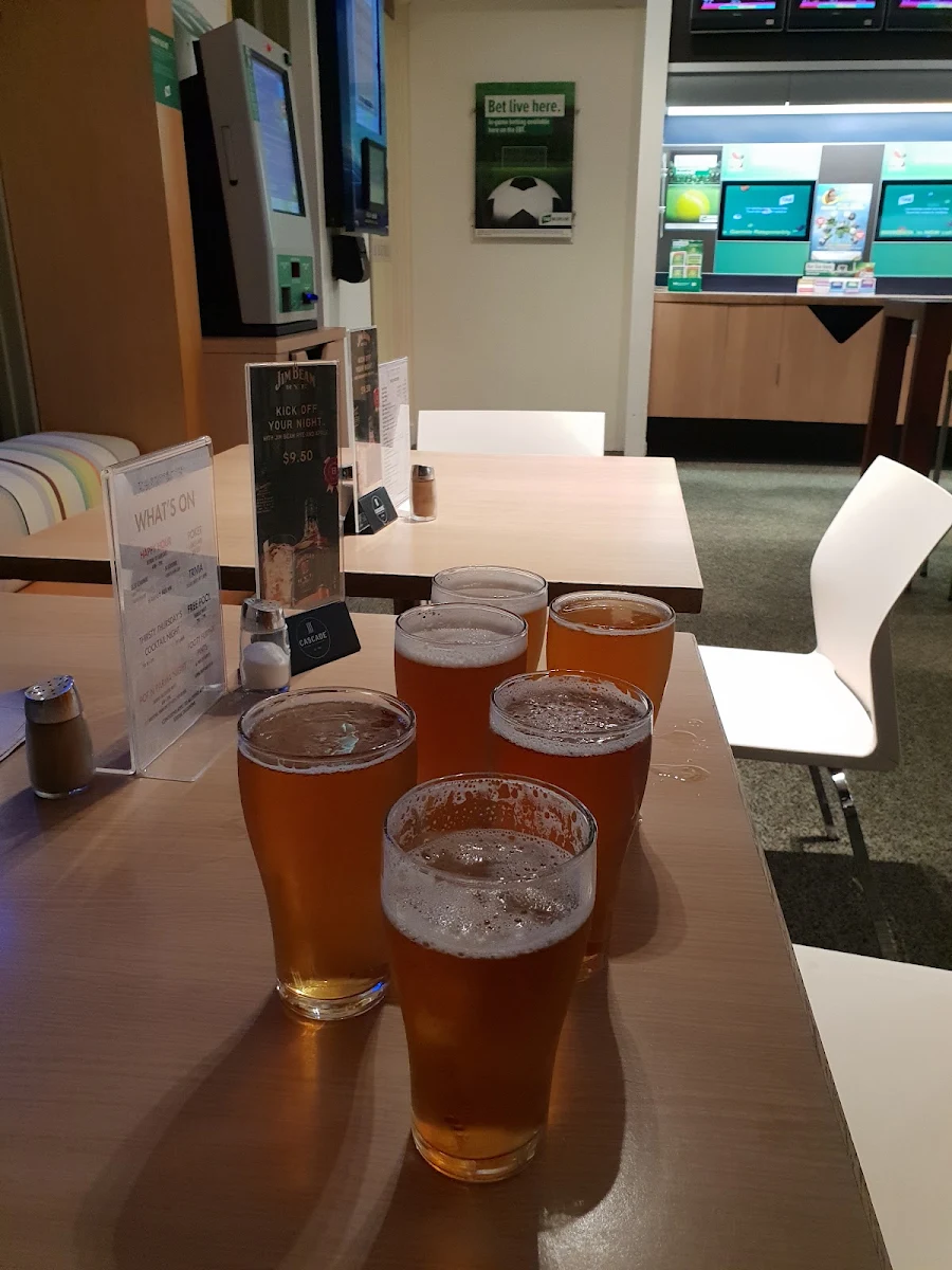 Beer, The Bridge Hotel Mordialloc