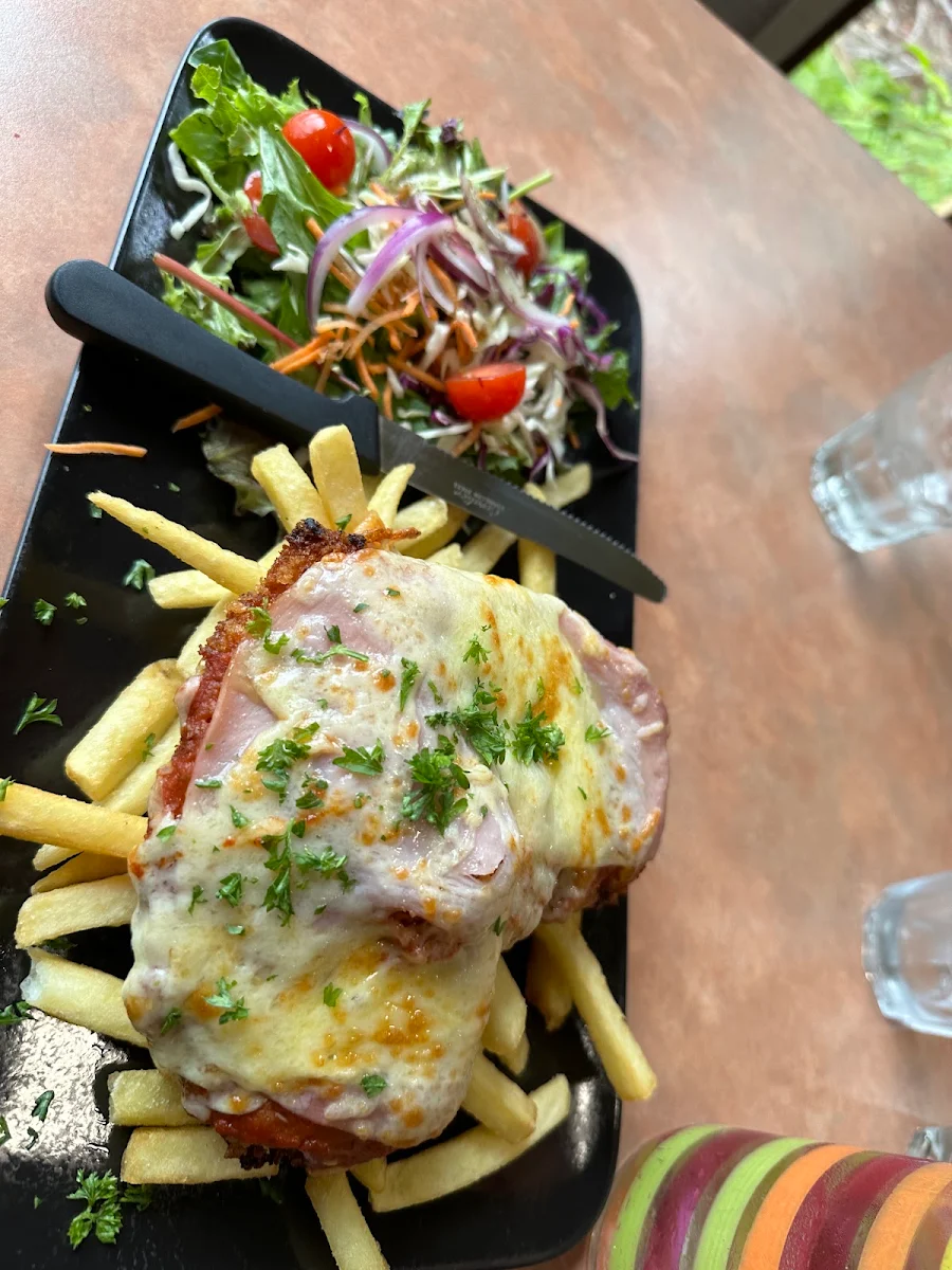 Chicken Parmy, The Royal Mail Hotel