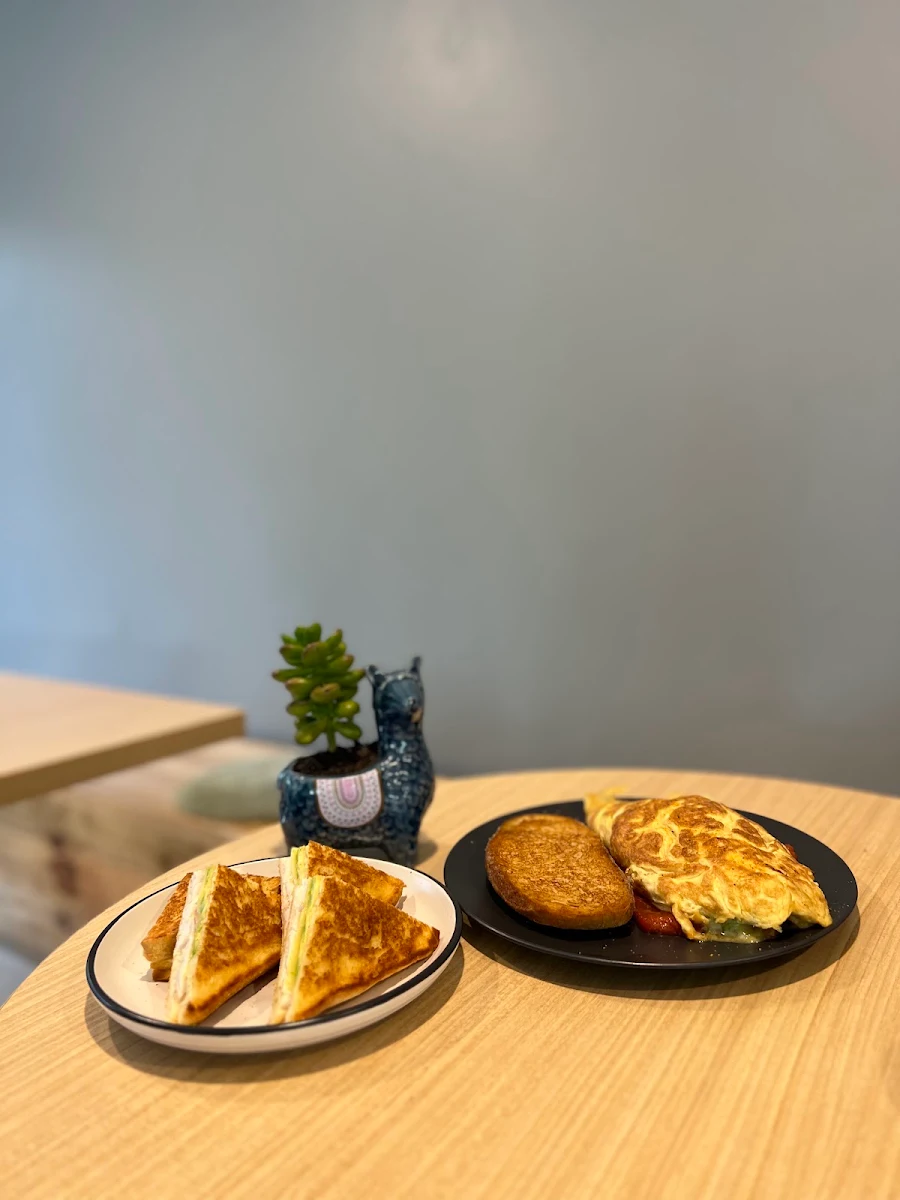 Highlights, Bean Plus Cafe