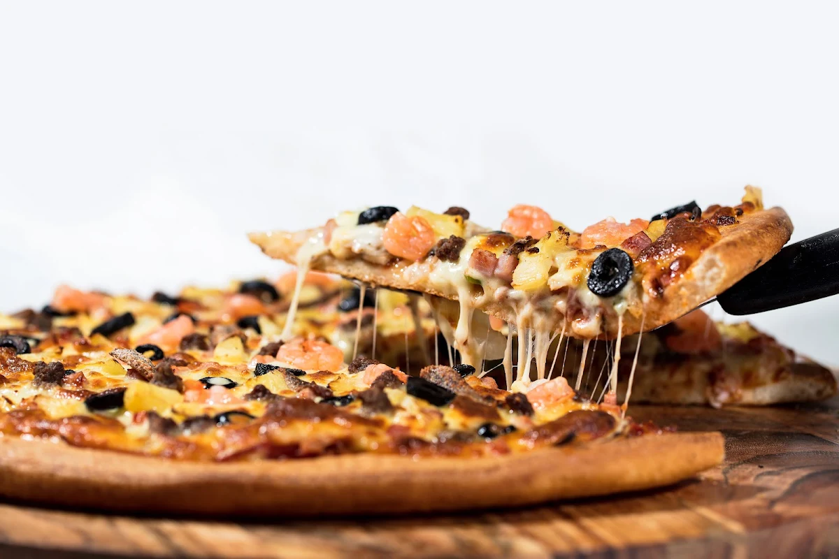 Highlights, Mimos Pizza